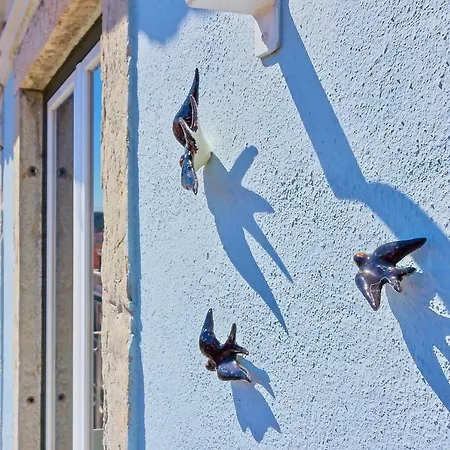 You Hub With Stunning View Over Rooftops Apartamento Lisboa